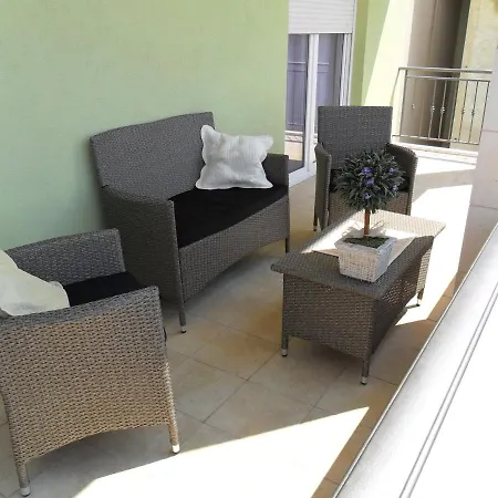 Apartments Maras Primosten Exterior photo