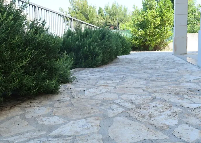 Apartments Maras