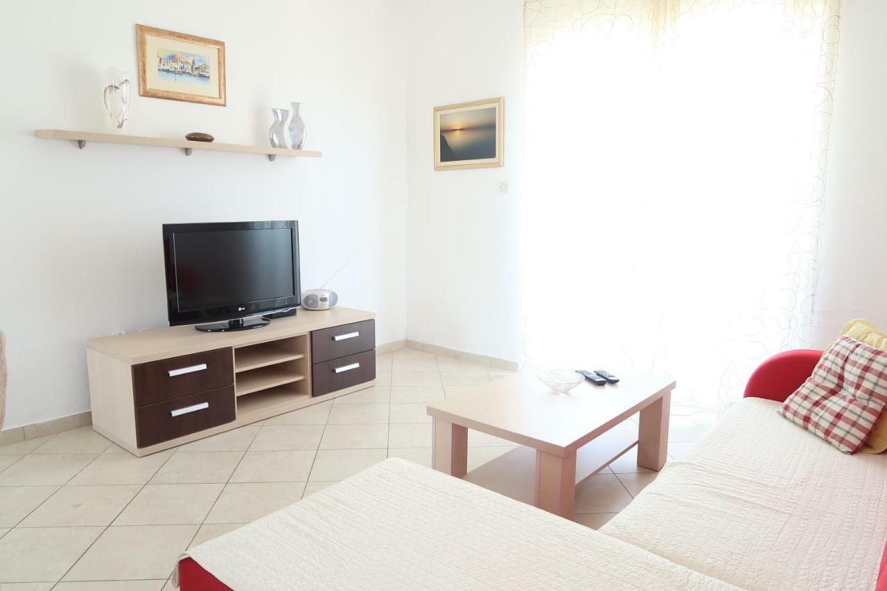 Maras Apartment