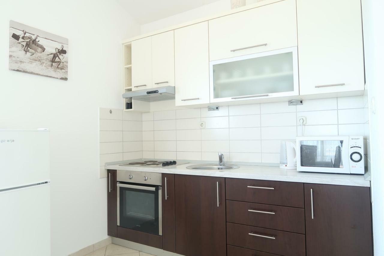 Maras Apartment