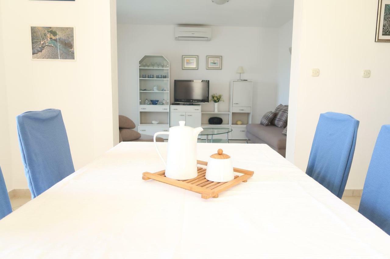 Apartment Maras Primosten